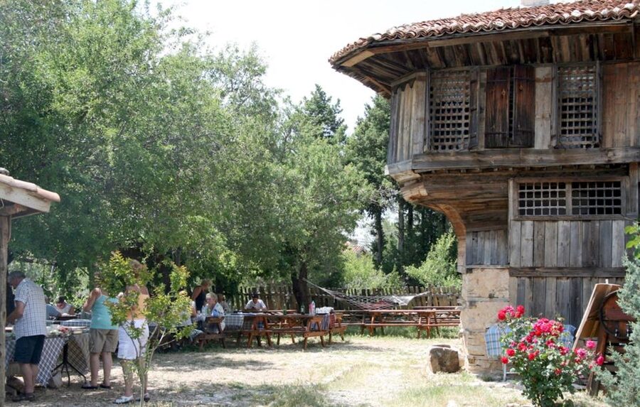 City of Side: Altinbesik Cave and Ormana Tour with Boat Ride - Morning drive from Side into Taurus countryside