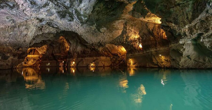City of Side: Altinbesik Cave and Ormana Tour with Boat Ride - Altınbeşik Cave: the Golden Cradle Cave boat moment