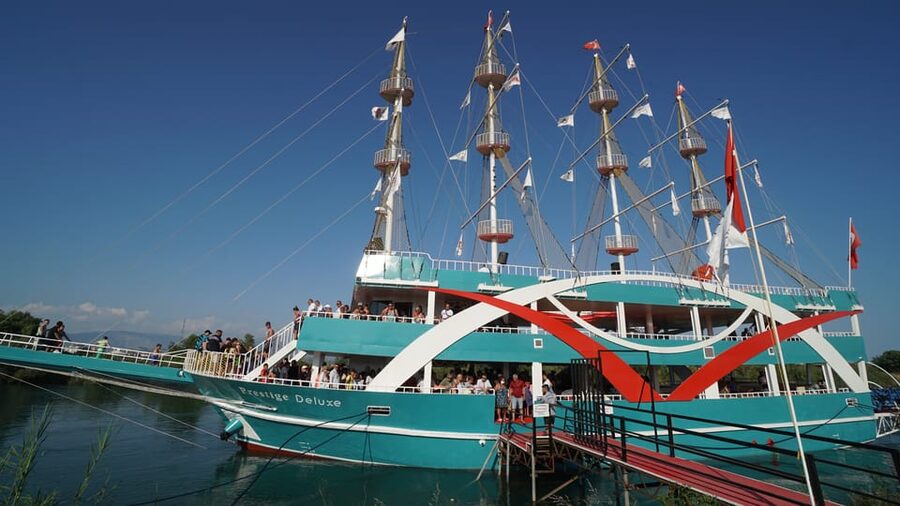 City of Side: Boat Tour on the Manavgat River w/ Bazaar Trip - Waterfall or bazaar: choosing your afternoon without wasting time