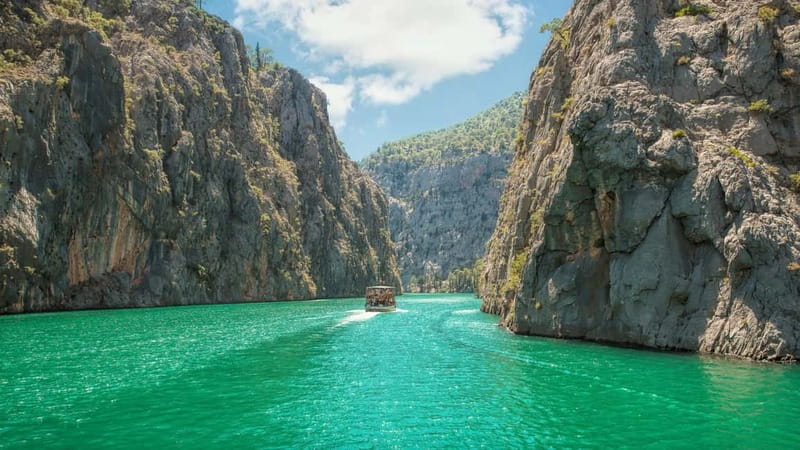 City of Side: Green Canyon Boat Trip w/Unlimited Soft Drinks - Lunch by the Lake: What’s Included and What to Expect