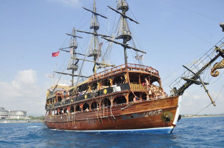 City of Side: Side & Caretta Bay Boat Trip w/ Lunch & Drinks - Price and value for a 6-hour Side boat day