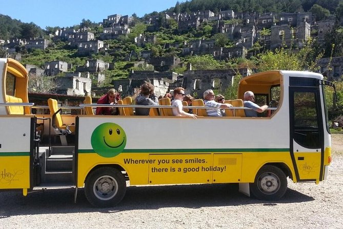 Green Canyon Boat Trip and Bus Safari Tour w/Lunch - Green Lake Catamaran Cruise: Where the Views Feel Worth the Drive