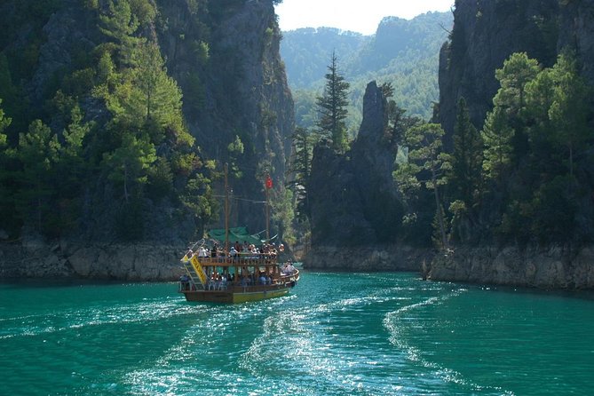 Green Canyon Magic: Scenic Boat Tour for Nature Lovers - Key things to know before you go