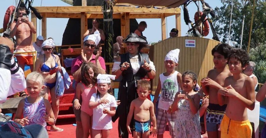 Manavgat River Boat Tour and Free Time at the Market - Getting picked up in Side and the nearby resorts (and not losing your morning)