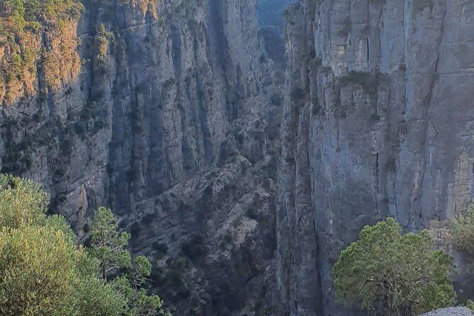 Side: Adler Canyon - Weather and Clothing: The Only Part You Can’t Fake