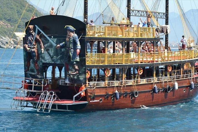"Side: Boat Adventure to Dolphin Island – Swim and Enjoy Lunch" - Transfers, Group Size, and What $28.92 Really Buys You