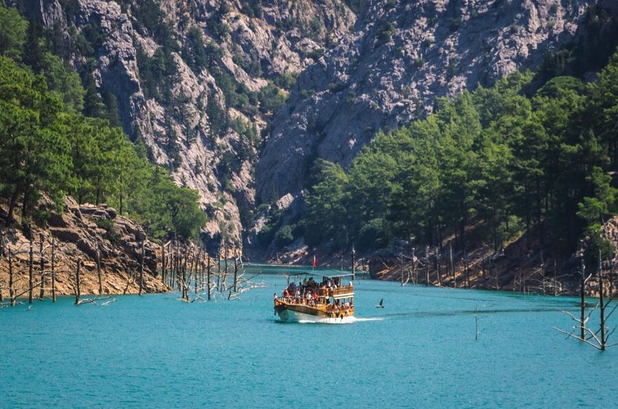 Side: Green Canyon Jeep and Boat Tour with Lunch - Green Canyon photo pass-by: what it’s doing in the itinerary