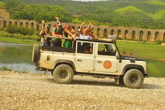 Side : Jeep Safari and Green Canyon See with Lunch - Manavgat Dam viewpoint: why it matters even if you only see it briefly