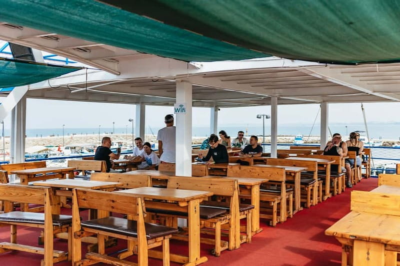 Side: Scuba Diving, Underwater Museum, 2 Dives incl. Lunch - What the crew/instructors bring to the experience