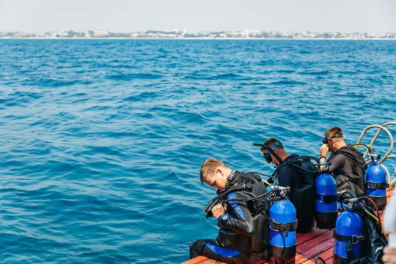 Side: Scuba Diving, Underwater Museum, 2 Dives incl. Lunch - The morning run: hotel pickup to harbor check-in